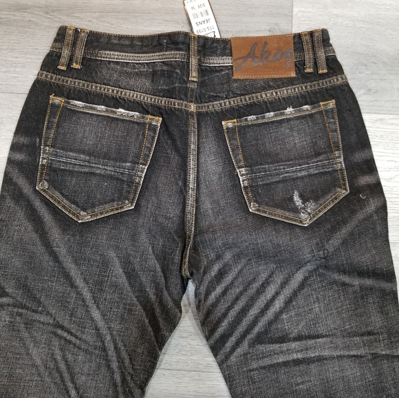 Akoo Jean's - Picture 7 of 10